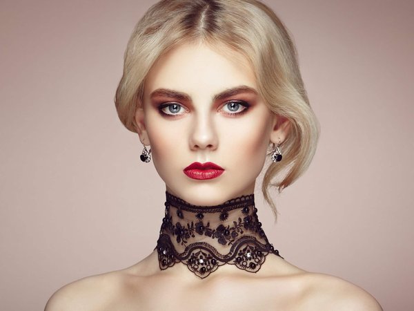 Vêtement gothique : quels bijoux porter avec cet habit ?